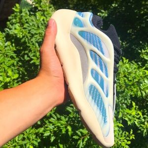 Yeezy 700